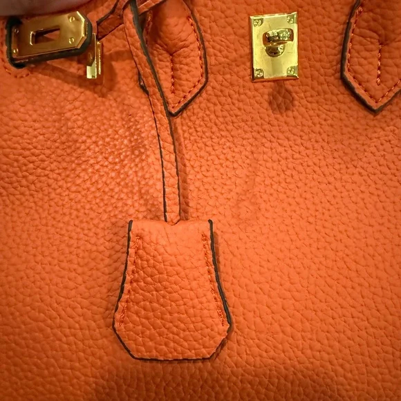 Burnt Orange Designer Handbag 💕 - Picture 7 of 7